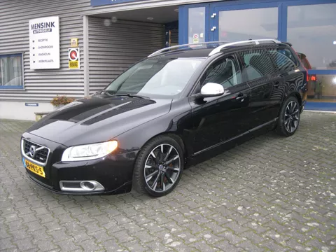 VOLVO V70 2.0T 149KW R-DESIGN AUT