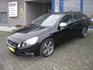 VOLVO V60 T3 Start/Stop 150pk R-Design