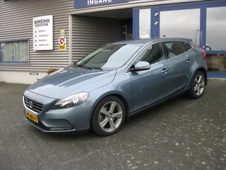 Volvo V40 1.6 T4 180PK Powershift Momentum