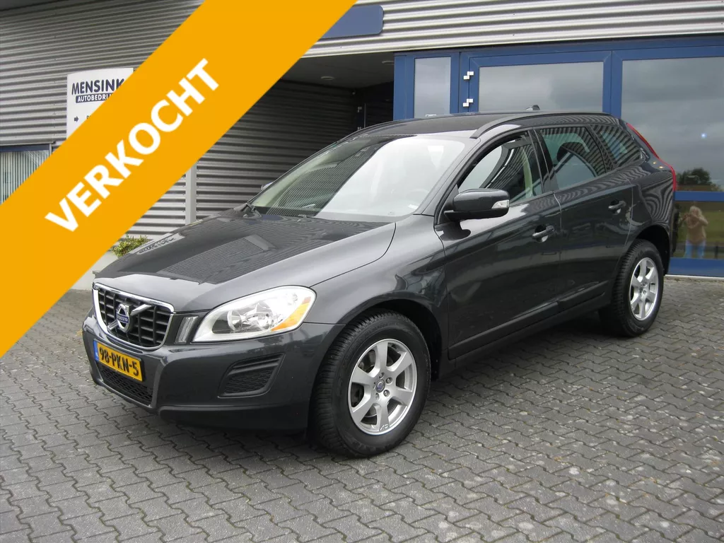 Volvo XC60 2.0 T POWERSHIFT