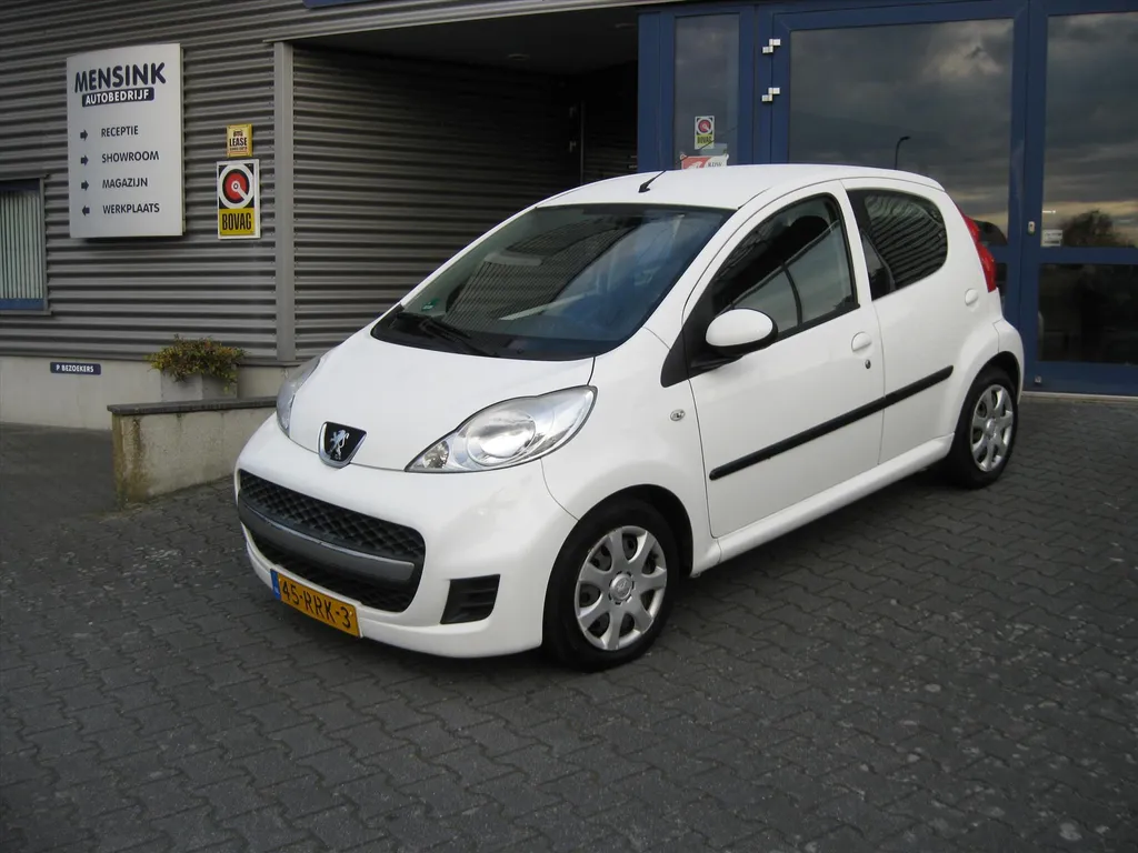 Peugeot 107 BLUE LEASE 1.0-12V 5D